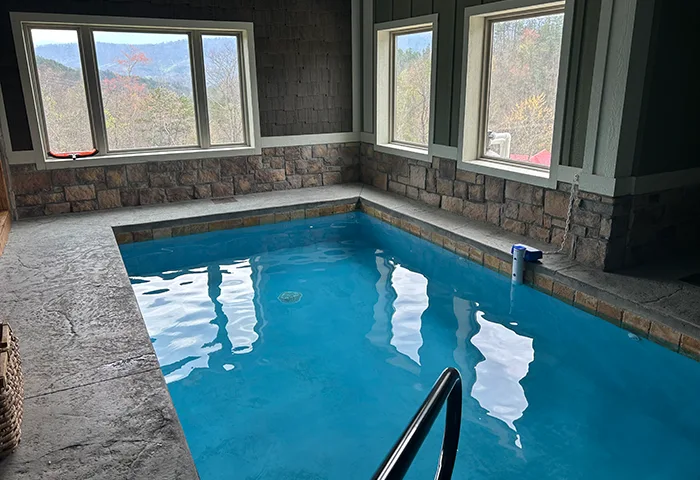 Beautiful Pool Maintenance in Pigeon Forge, Tennessee
